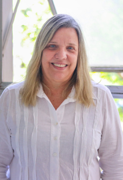 Viviane Fernandes Faria